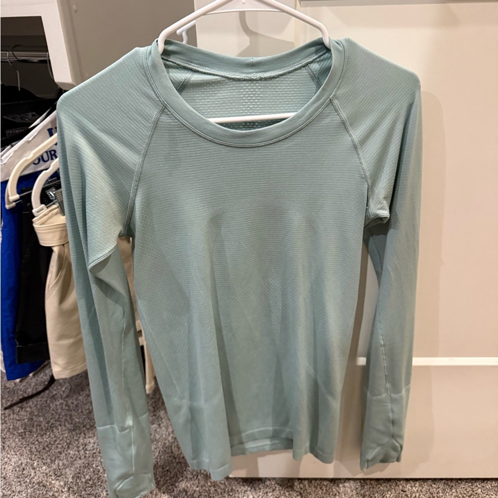 Lululemon long sleeve swiftly tech 2.0